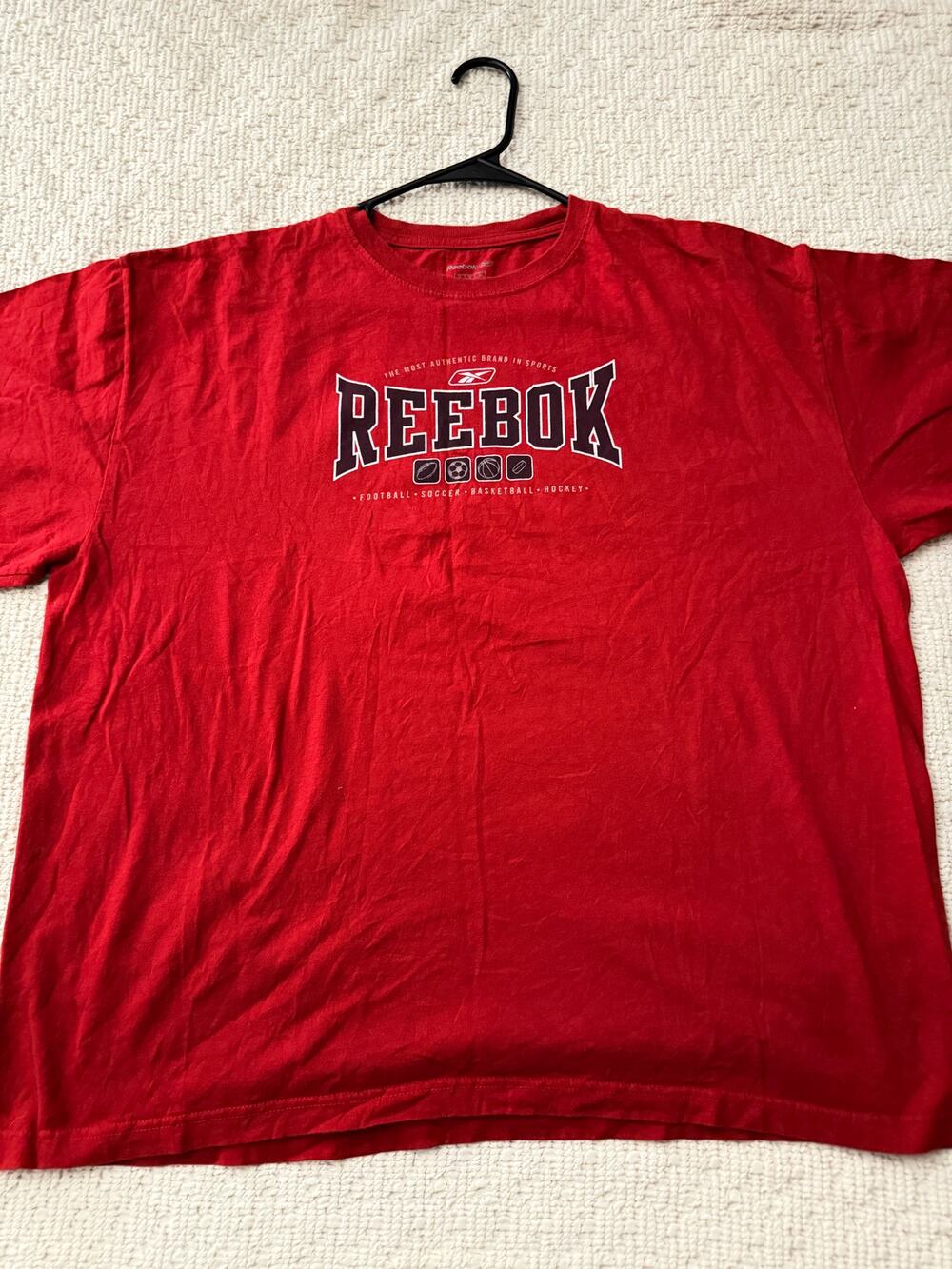 Reebok t shirt size xl short